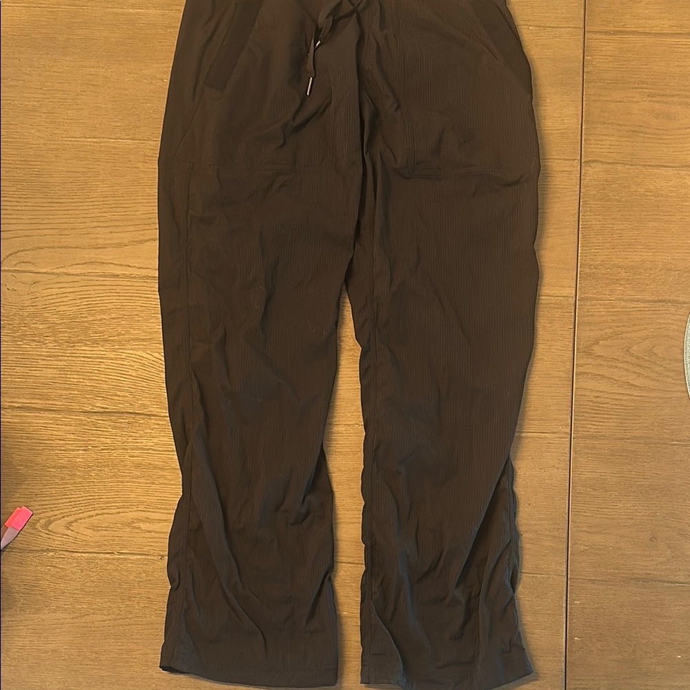 Women’s Dance studio mid rise pants by Lululemon